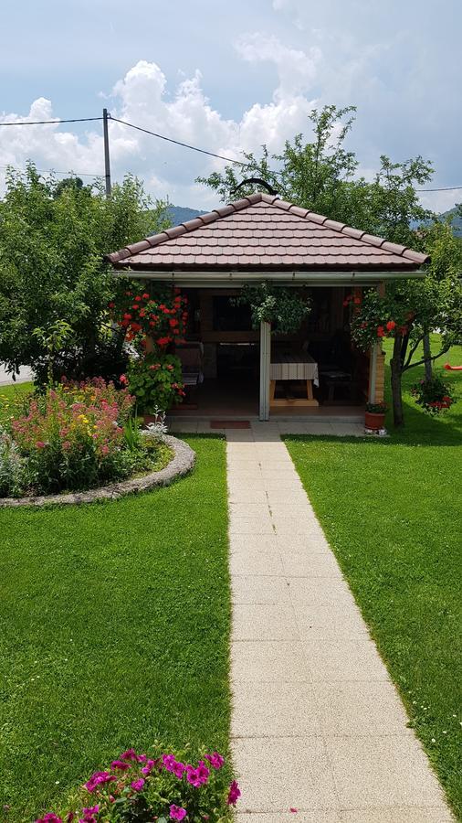 Guest House Adrijana Selište Drežničko Buitenkant foto